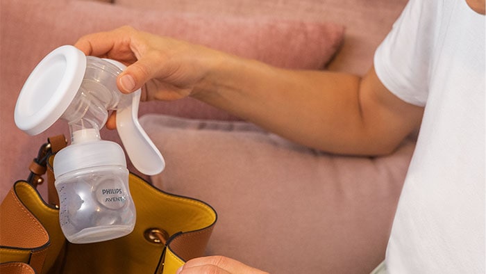 Philips Avent manual breast pump with soft, adaptive cushion
